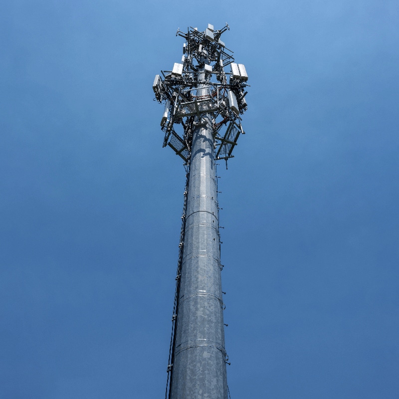 US cell site count nears half a million