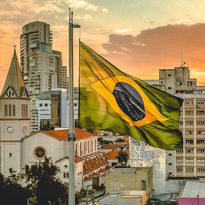 Brazil reels in $1.27B after first day of 5G auction