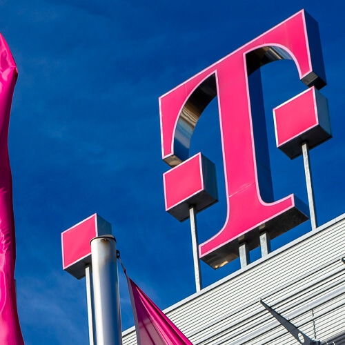 DT ups T-Mobile US stake, mulls bids for towers biz