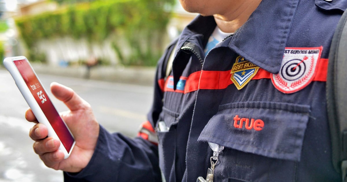 China Mobile weighs sale of part of its True Corporation stake