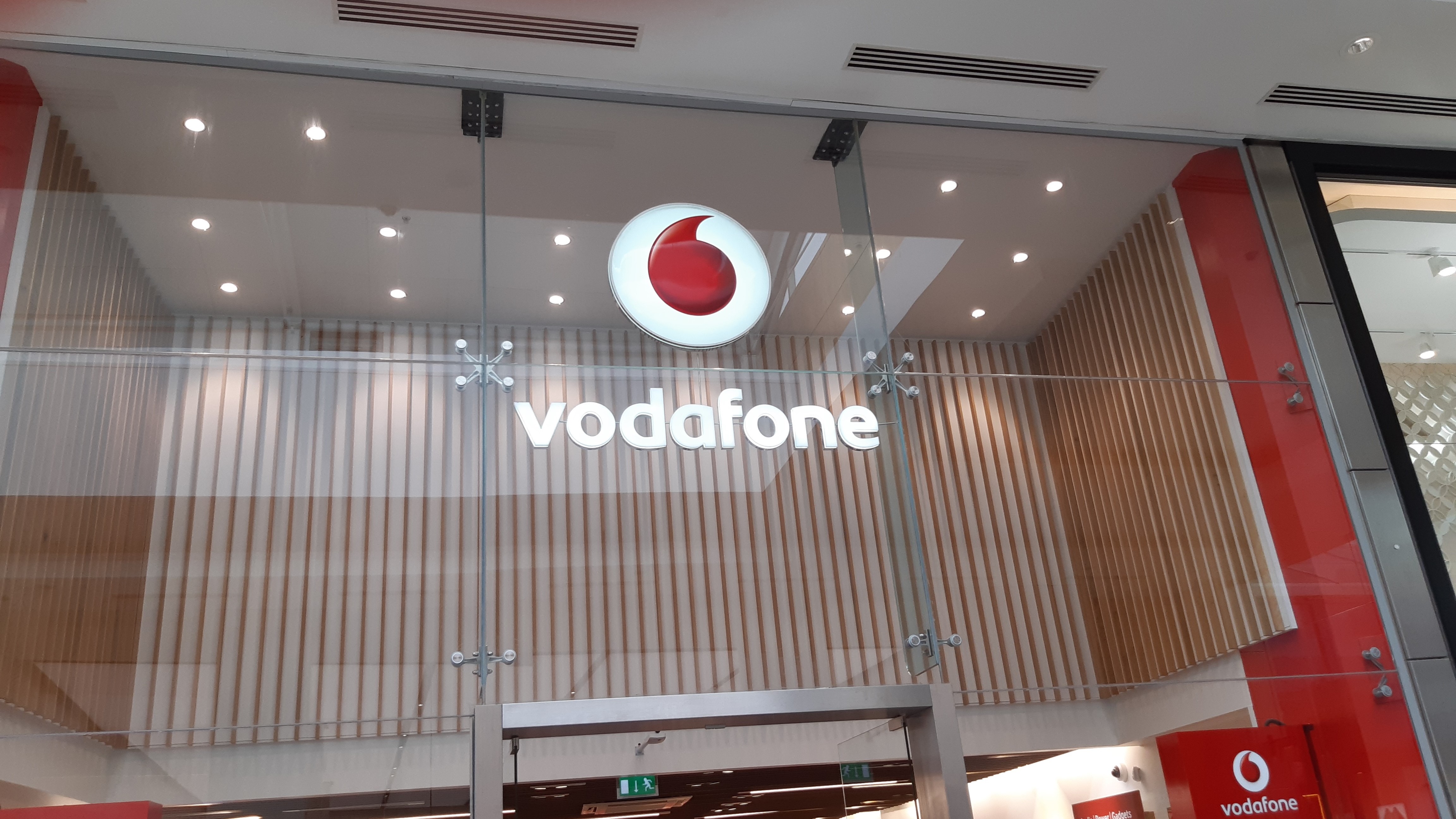 Westfield shopping centres in London get Vodafone 4G