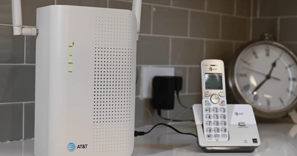 AT&T intros wireless wired phone amid copper retirements