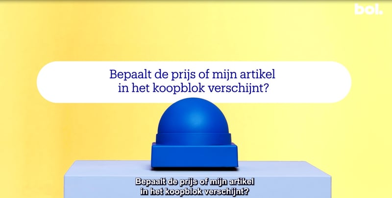 Blauwe knop met de vraag erop