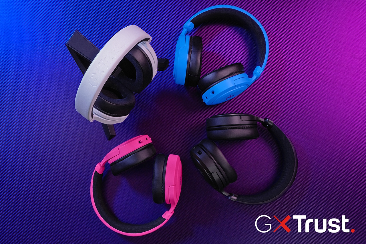 Trust expands PlayStation® licensed Forta Gaming Headset range with new Starlight Blue and Nova Pink editions image