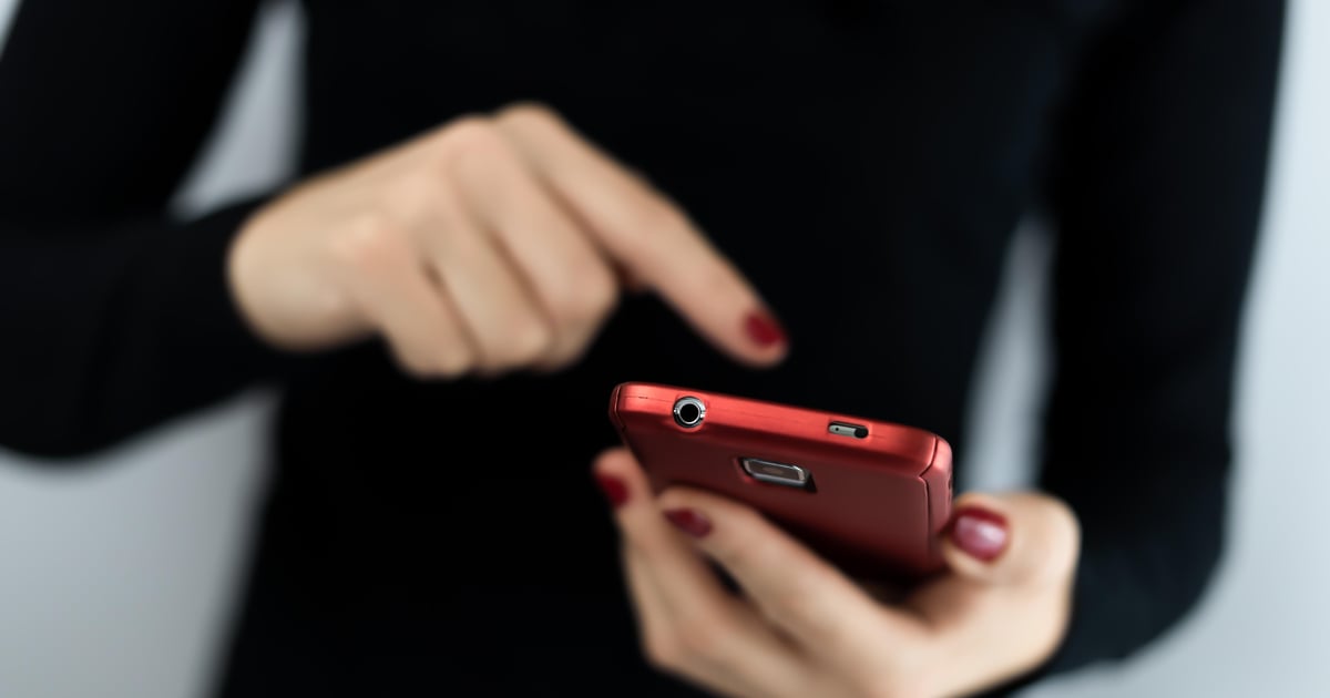 Using Phone Texting What You Need to Know About Branded Messaging
