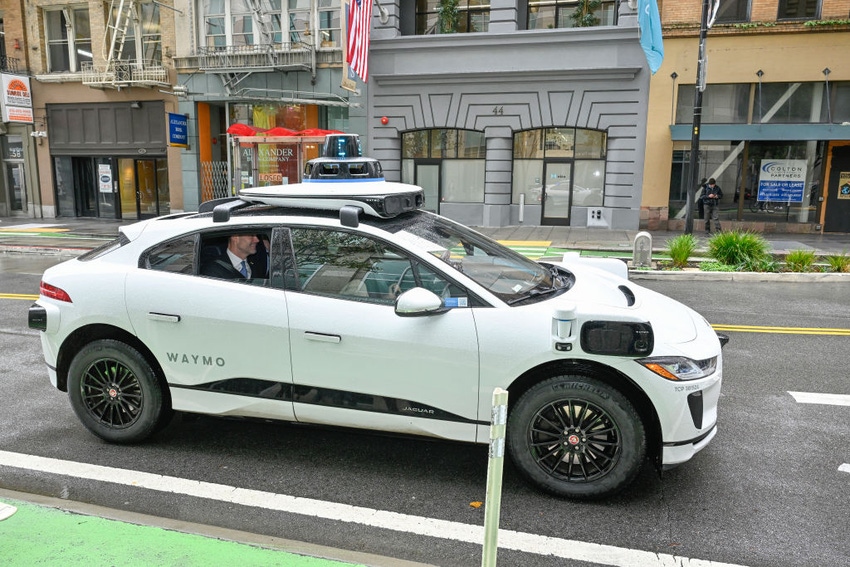 Johan Forssell, Swedish Minister for International Development Cooperation and Foreign Trade experiences Waymo in San Francisco, California. 