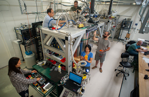 Google researchers work on the setup they used to demonstrate quantum supremac