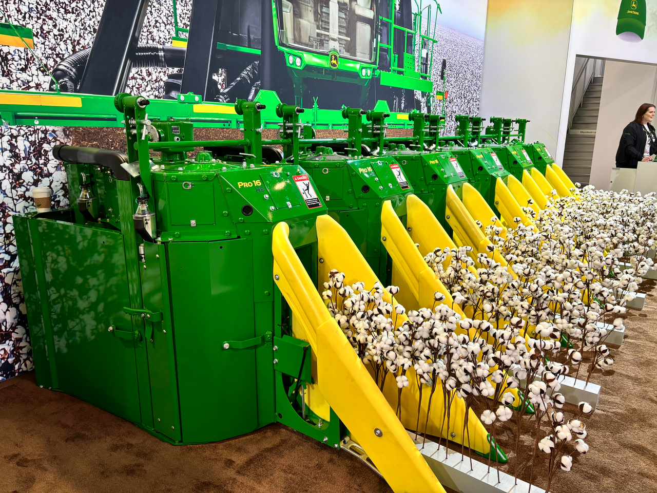 Cottonmachine Collector Cotton | Harvesting | John Deere