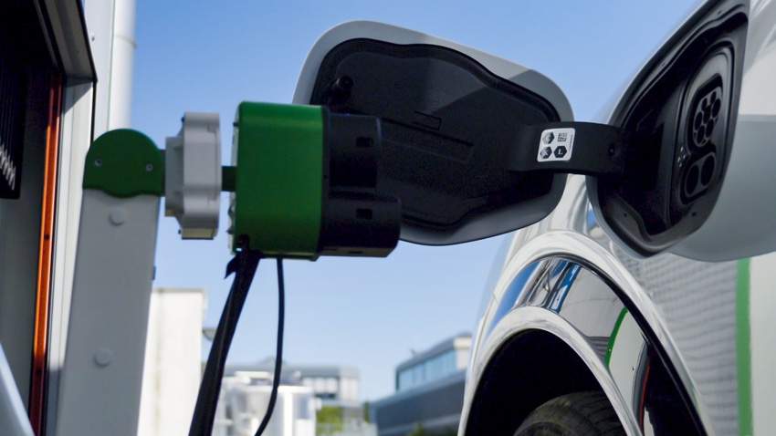 Image shows Ford's robotic charging station