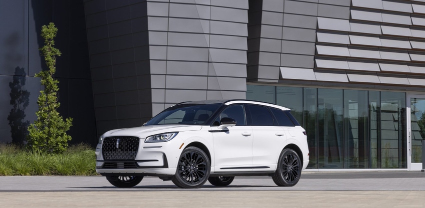 Image shows the new 2023 Lincoln Corsair Reserve Image shows the new 2023 Lincoln Corsair Reserve
