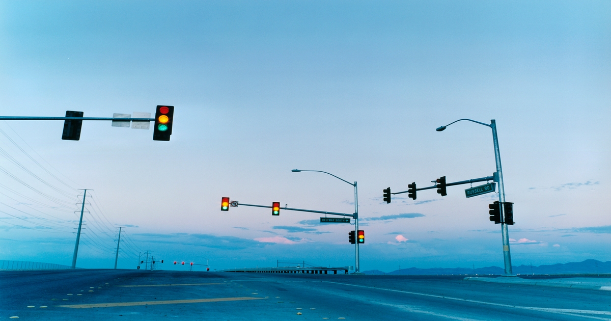 Researchers Say Fourth Traffic Light Needed for Autonomous Vehicles
