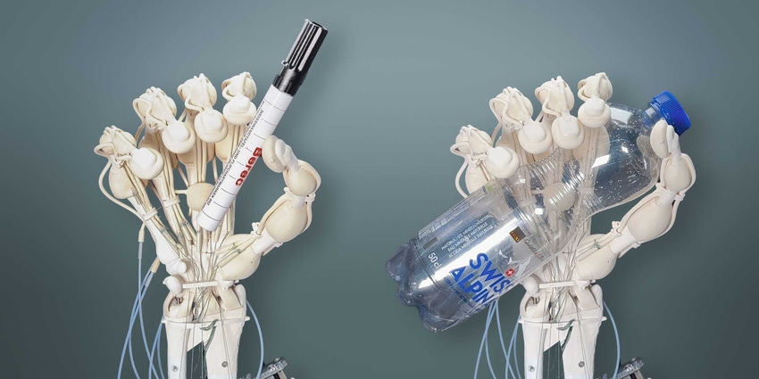 3D printed in one go: A robotic hand made of varyingly rigid and elastic polymers