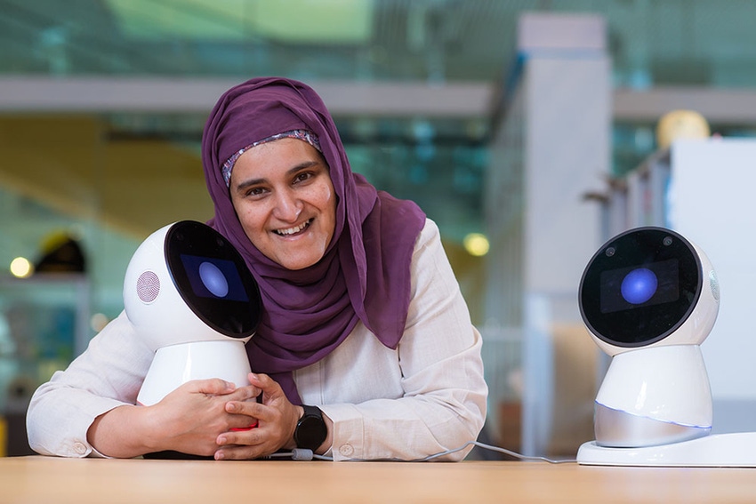 Sharifa Alghowinem, study co-lead, with Jibo