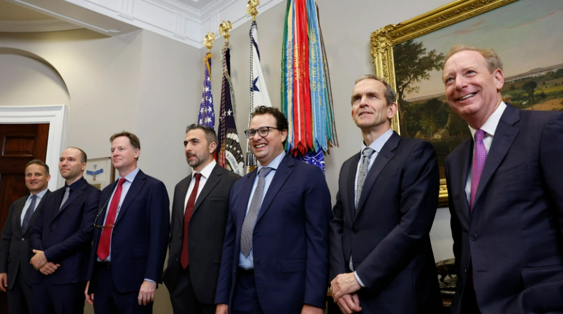 White House, Tech Leaders Agree On Safe AI Practices