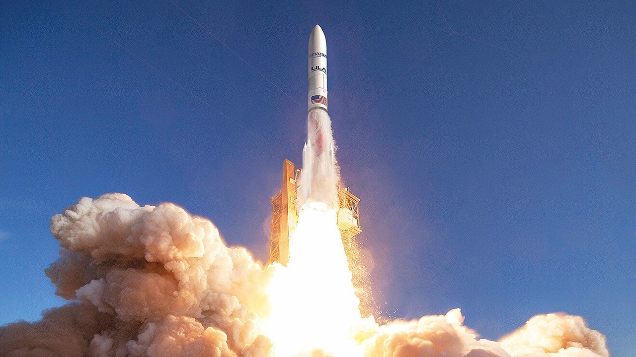 Amazon Buys Three SpaceX Rocket Launches for Project Kuiper