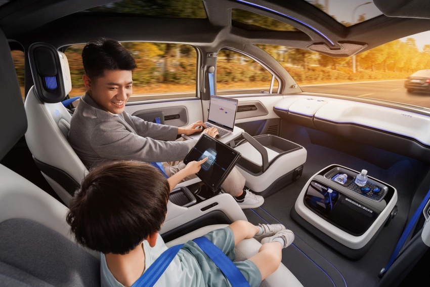 Baidu's Apollo RT6 comes with a detachable steering wheel