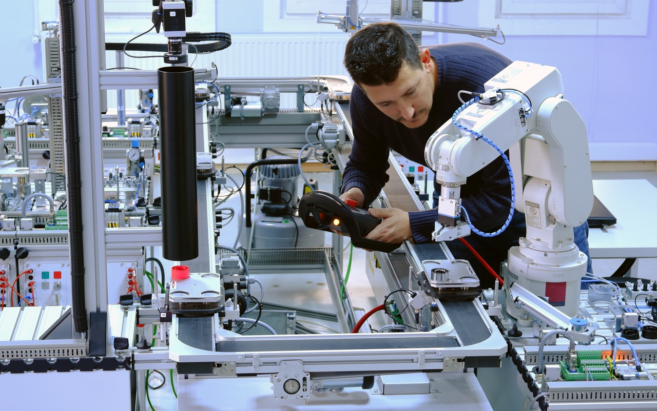 Collaborative Robotics Raises $100M
