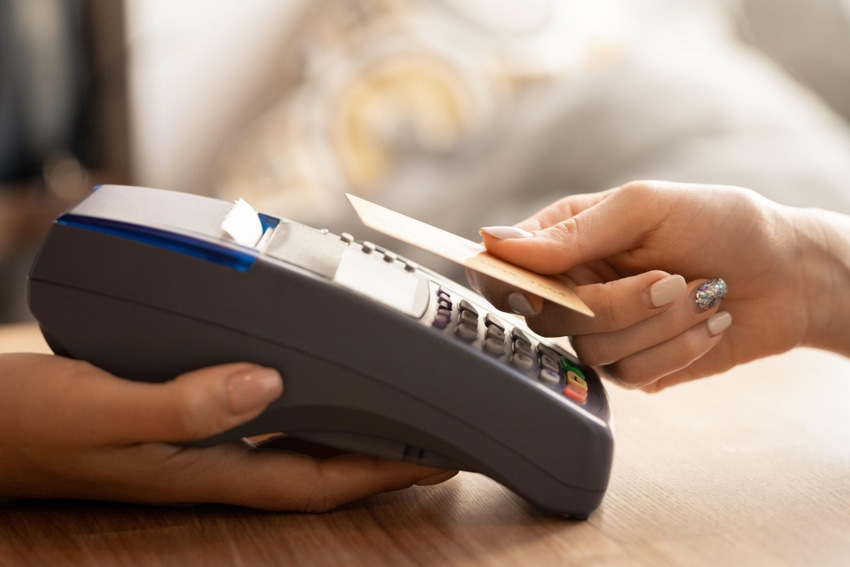 Paying by card Paying by card