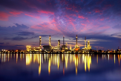 Image shows an oil refinery. Image shows an oil refinery.