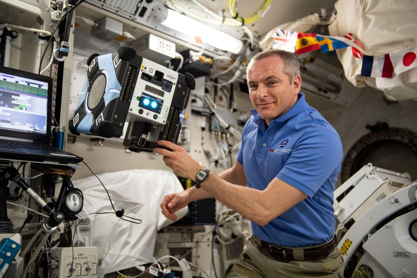 Image shows the Astrobees robots onboard International Space Station Image shows the Astrobees robots onboard International Space Station