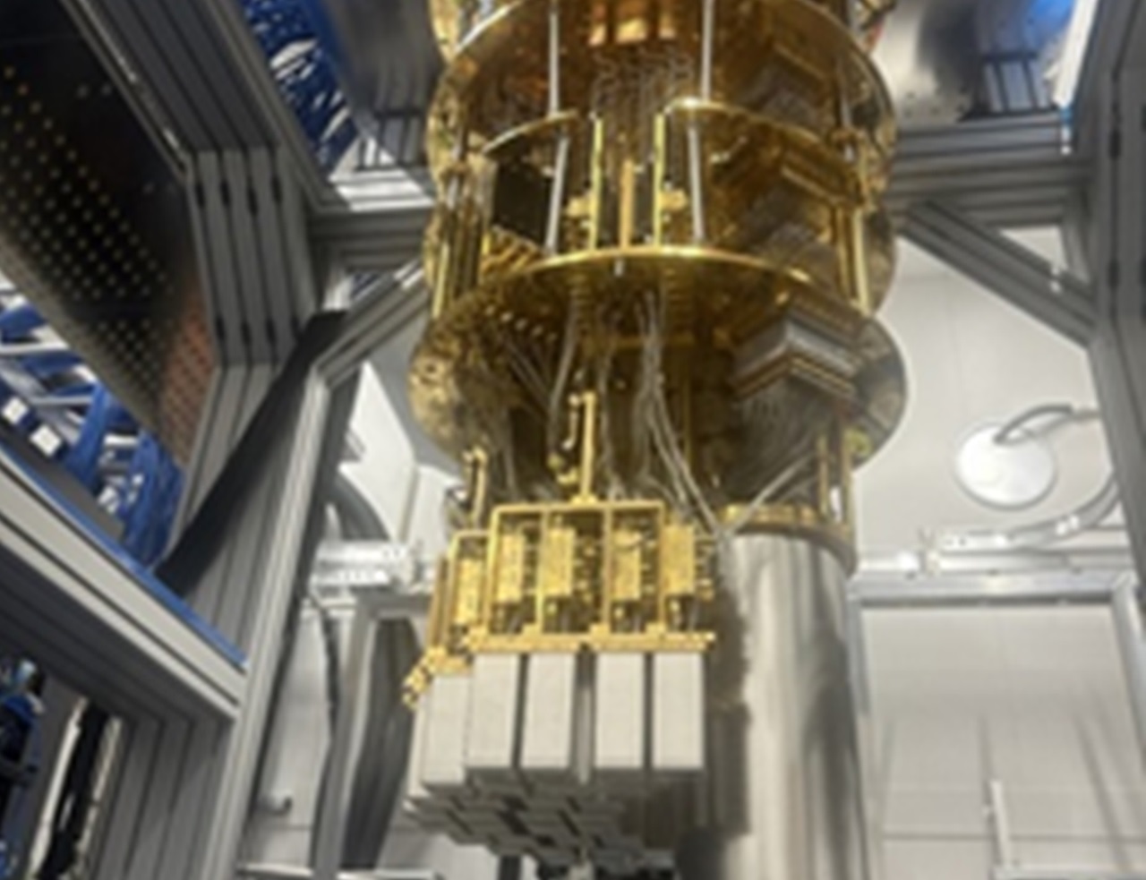 fujitsu_riken_256_qubits.jpg