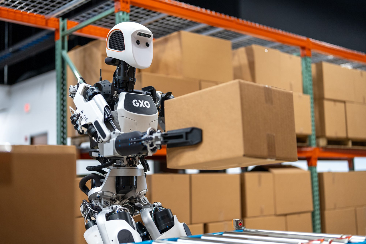 Humanoid Robots Being Tested for Warehouse Automation