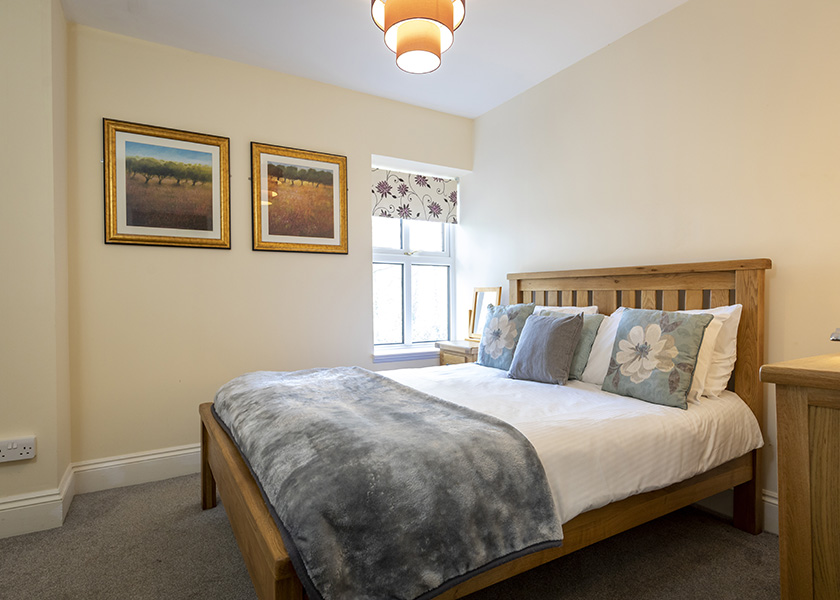 Hengar Manor apartment master bedroom