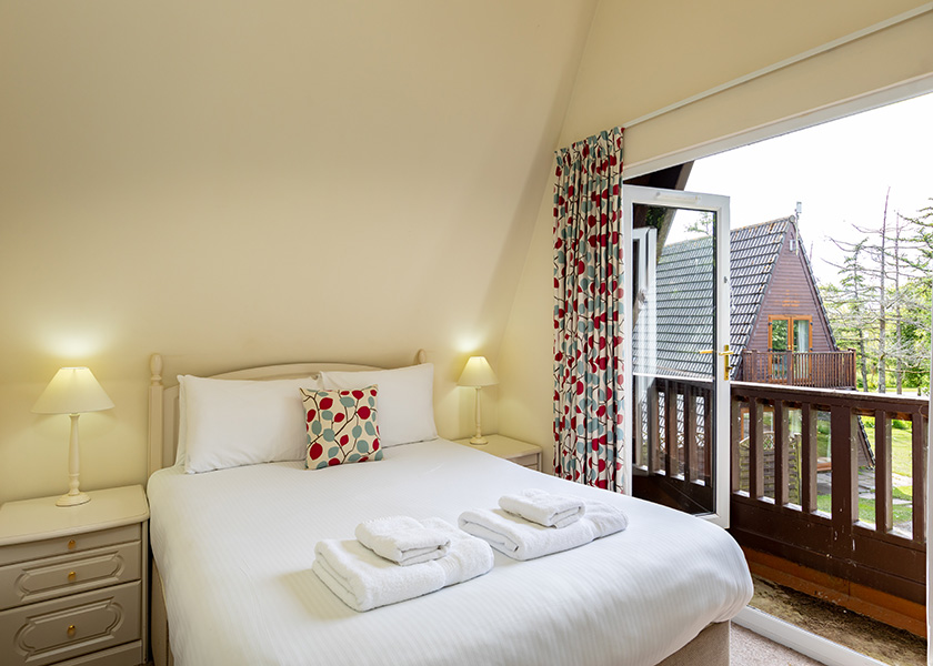 Villa double bedroom