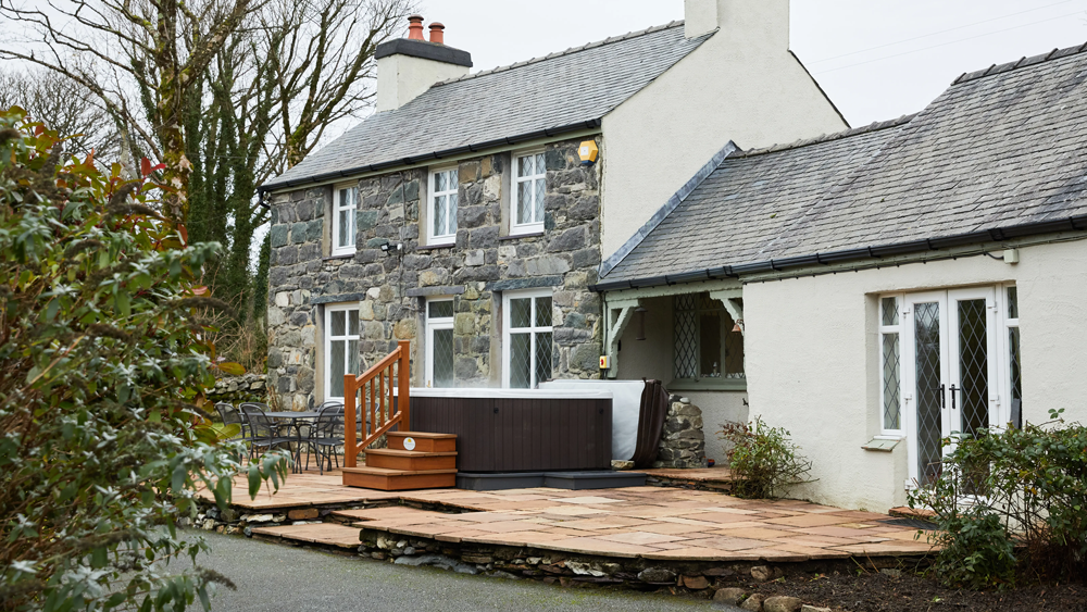The outside of the lakeside cottage at Brynteg holiday park, North Wales