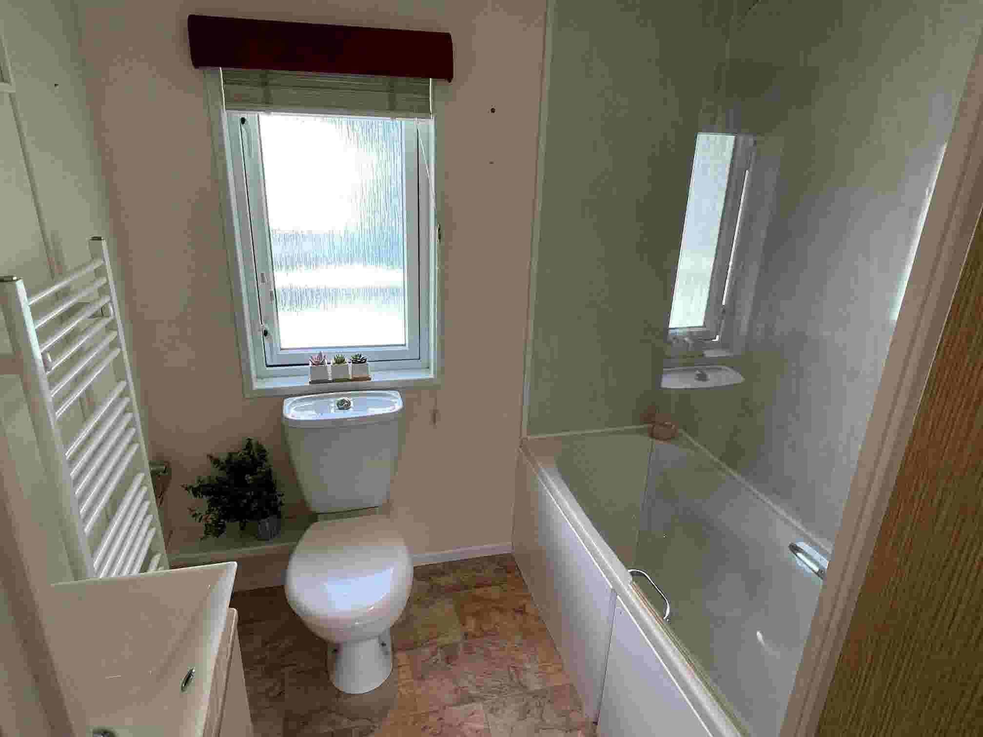 Contextual Image