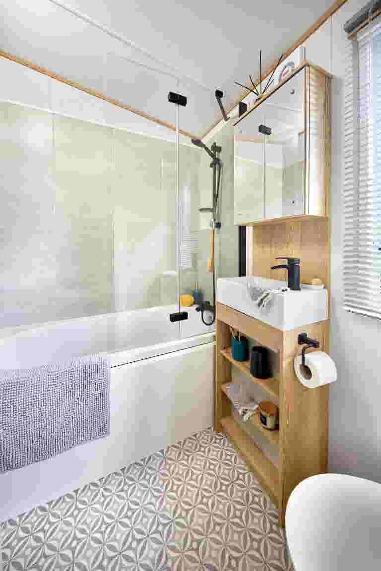 Contextual Image