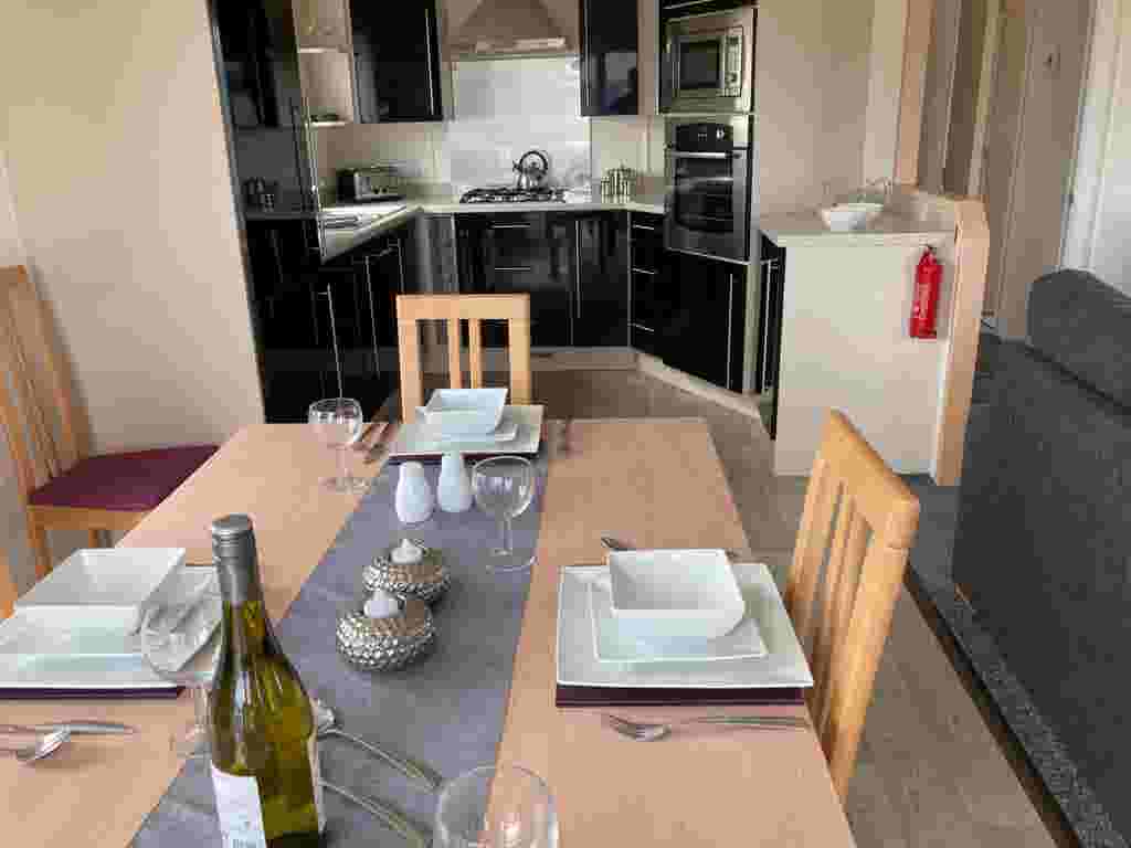 Contextual Image