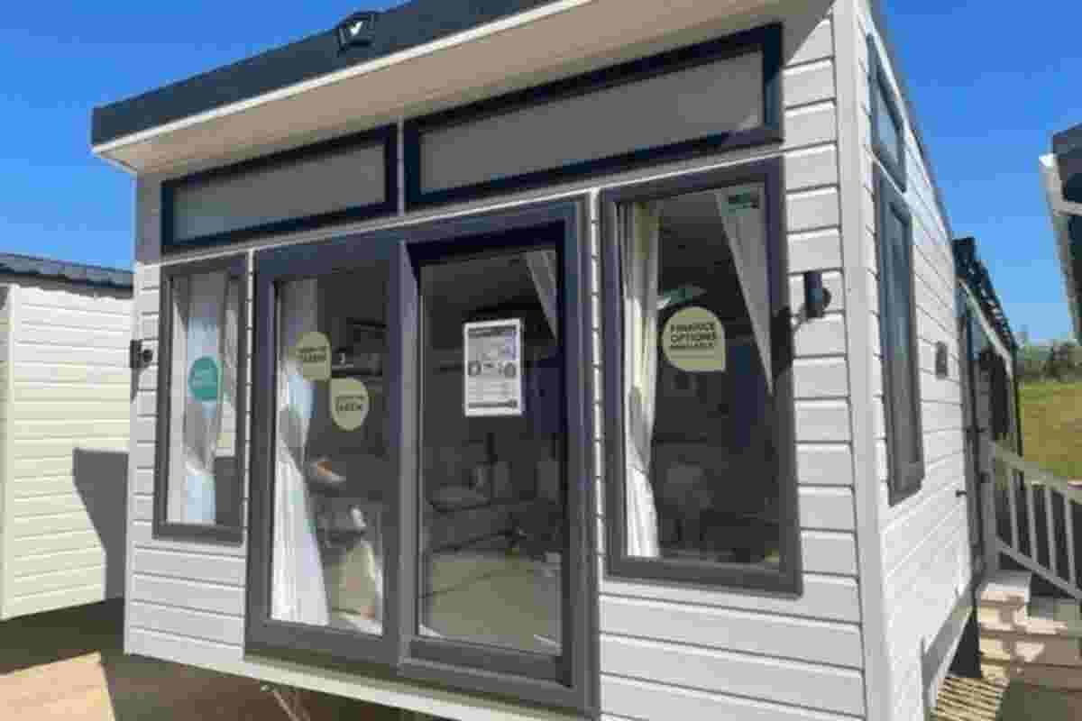 Willerby Vogue Classique 2022 For Sale at Littondale Holiday Park, Yorkshire