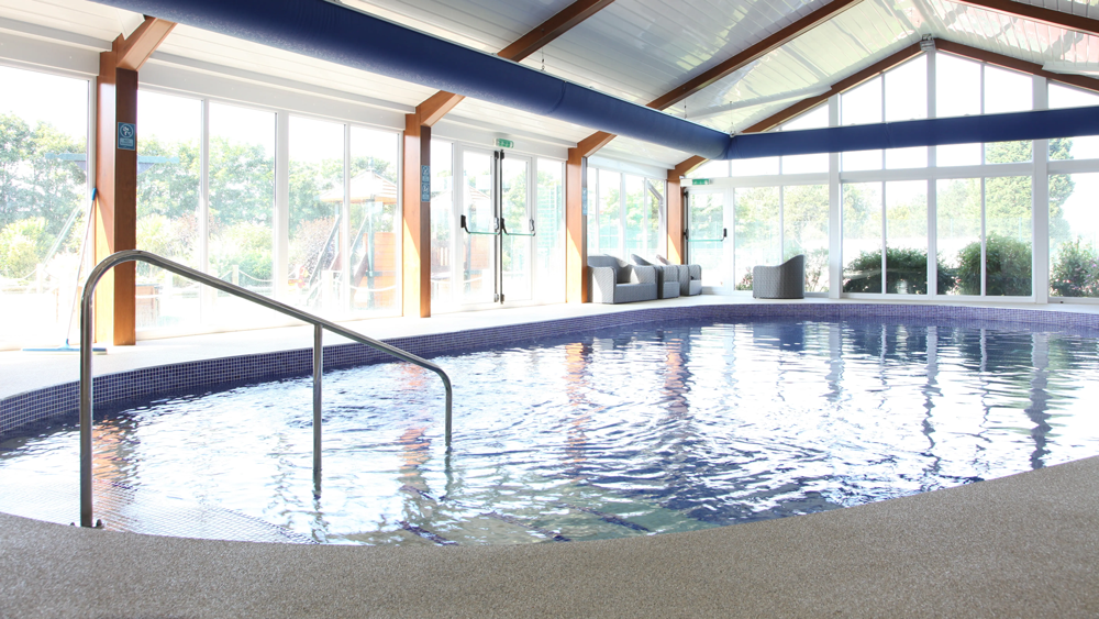 Swimming pool at Par Sands Holiday Park