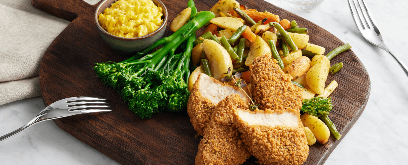 Southern fried chickenfilé med ugnsgrönsaker & chili cheese corn