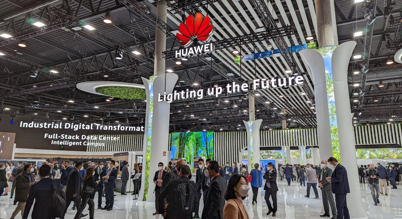 Huawei revenue decline slows in H1 2022