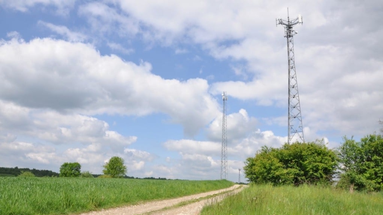 UKRI grants £13 million in government funding for advanced telecoms tech