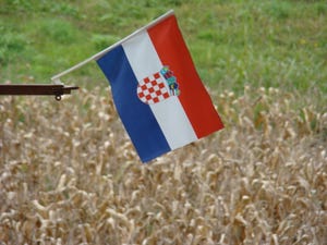 Croatian incumbent in deadlock with regulator over fibre