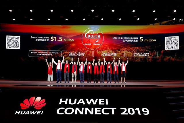 Huawei pledges $1.5 billion to its new developer program