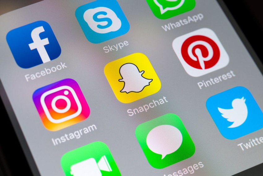 Snapchat tops list of UK's most deleted apps