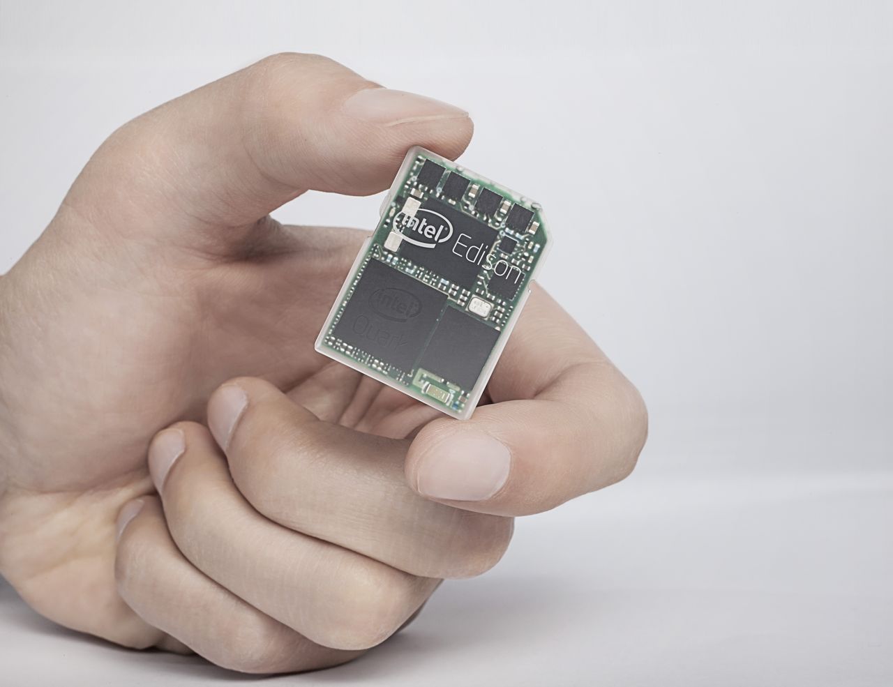 Intel showcases wearable technology