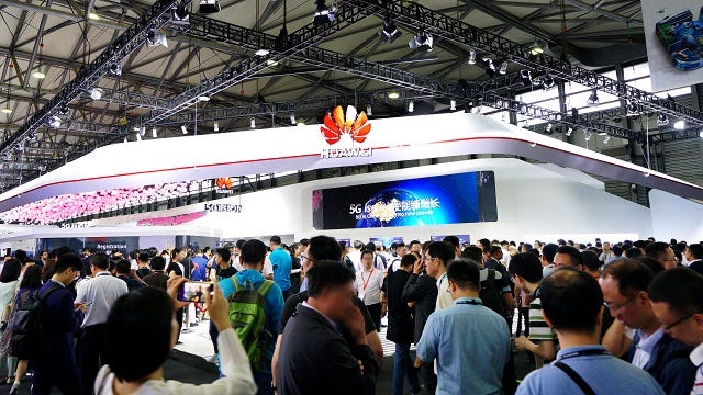 Huawei-booth-MWC-Shanghai-2019.jpg
