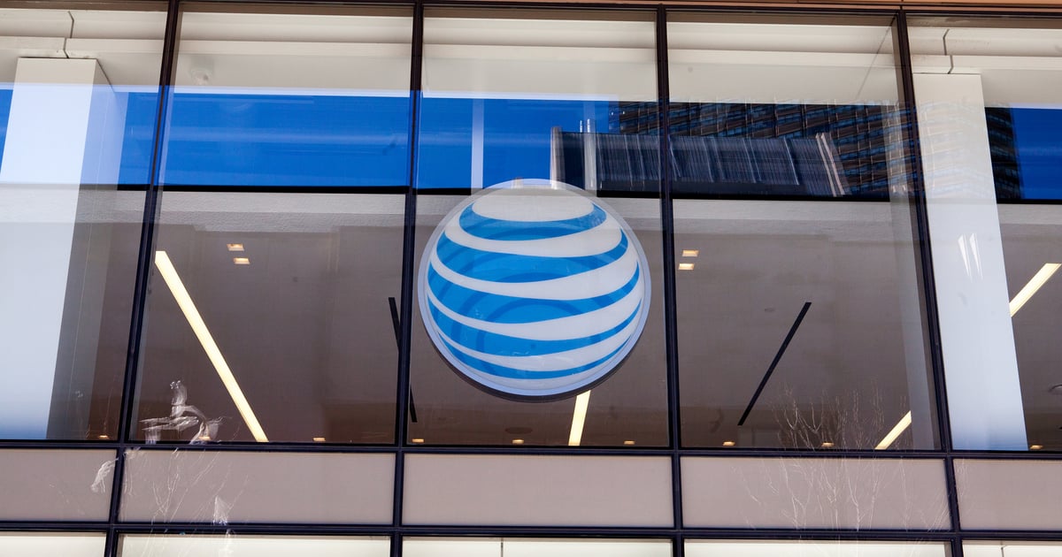 AT&T launches ‘first ever’ national US TV and mobile bundle