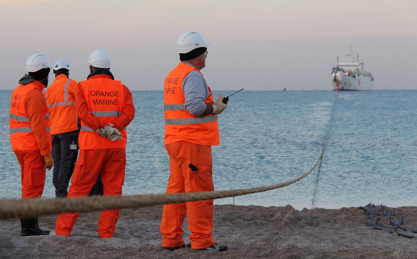 Orange hooks up Chinese subsea cable in Marseille
