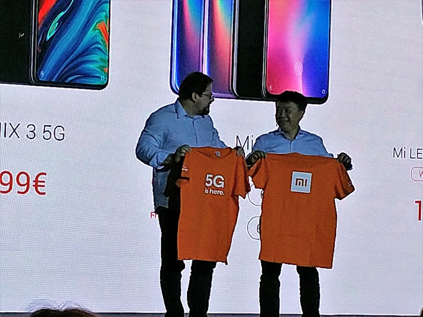 Xiaomi brought an old phone to Barcelona but added 5G to it