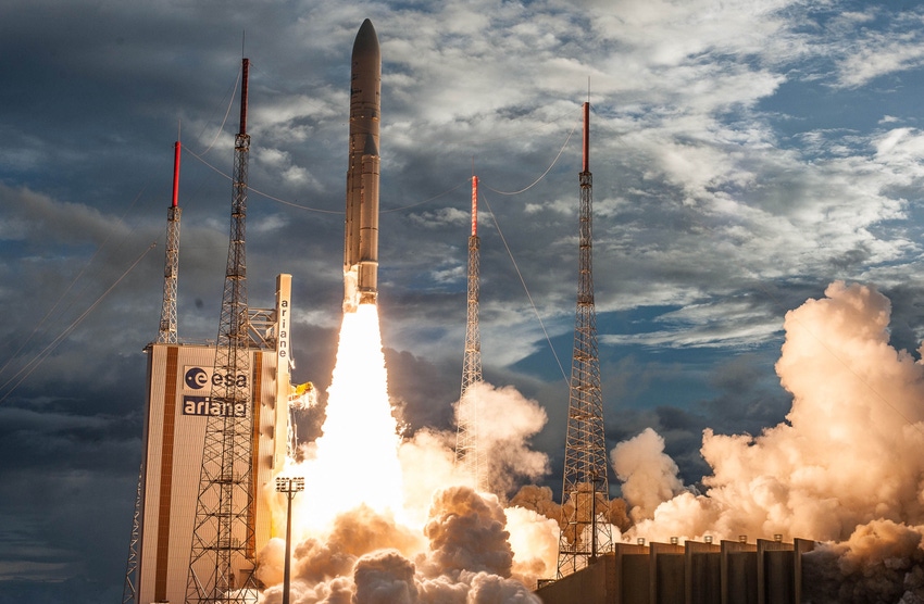 Imarsat launches satellite dedicated to in-flight wifi