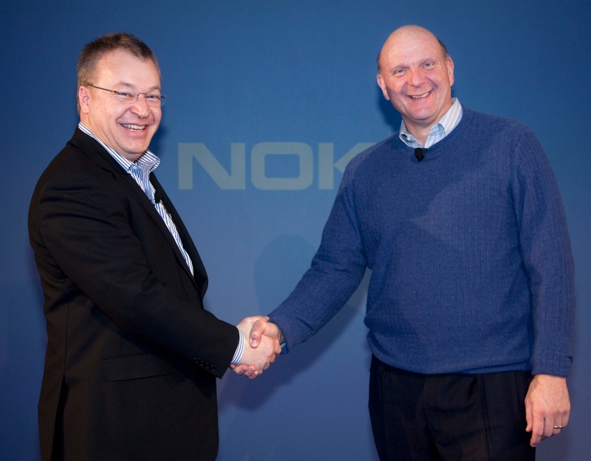 Nokia pledges smartphone future to Windows