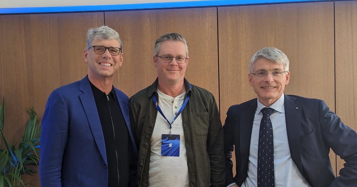 Erik Rorie Ericsson's Erik Ekudden and Rory Read discuss commercializing 5G