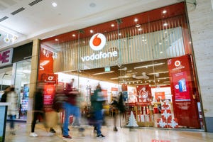 the Vodafone UK store in Birmingham's Bullring_high-res