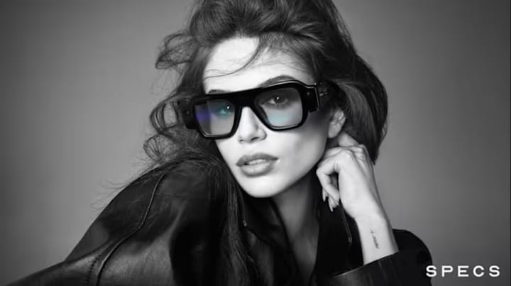 Snap начала продажи AR-очков за $2400